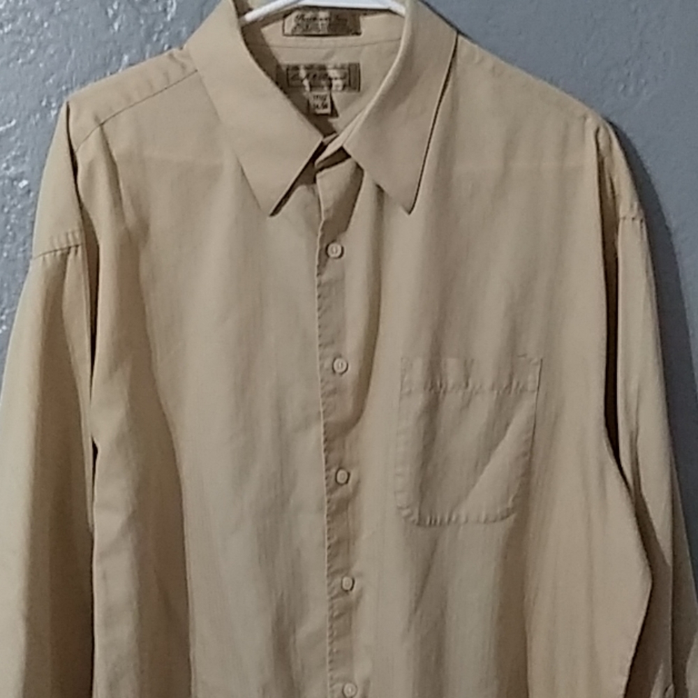 Mens button up dress shirt